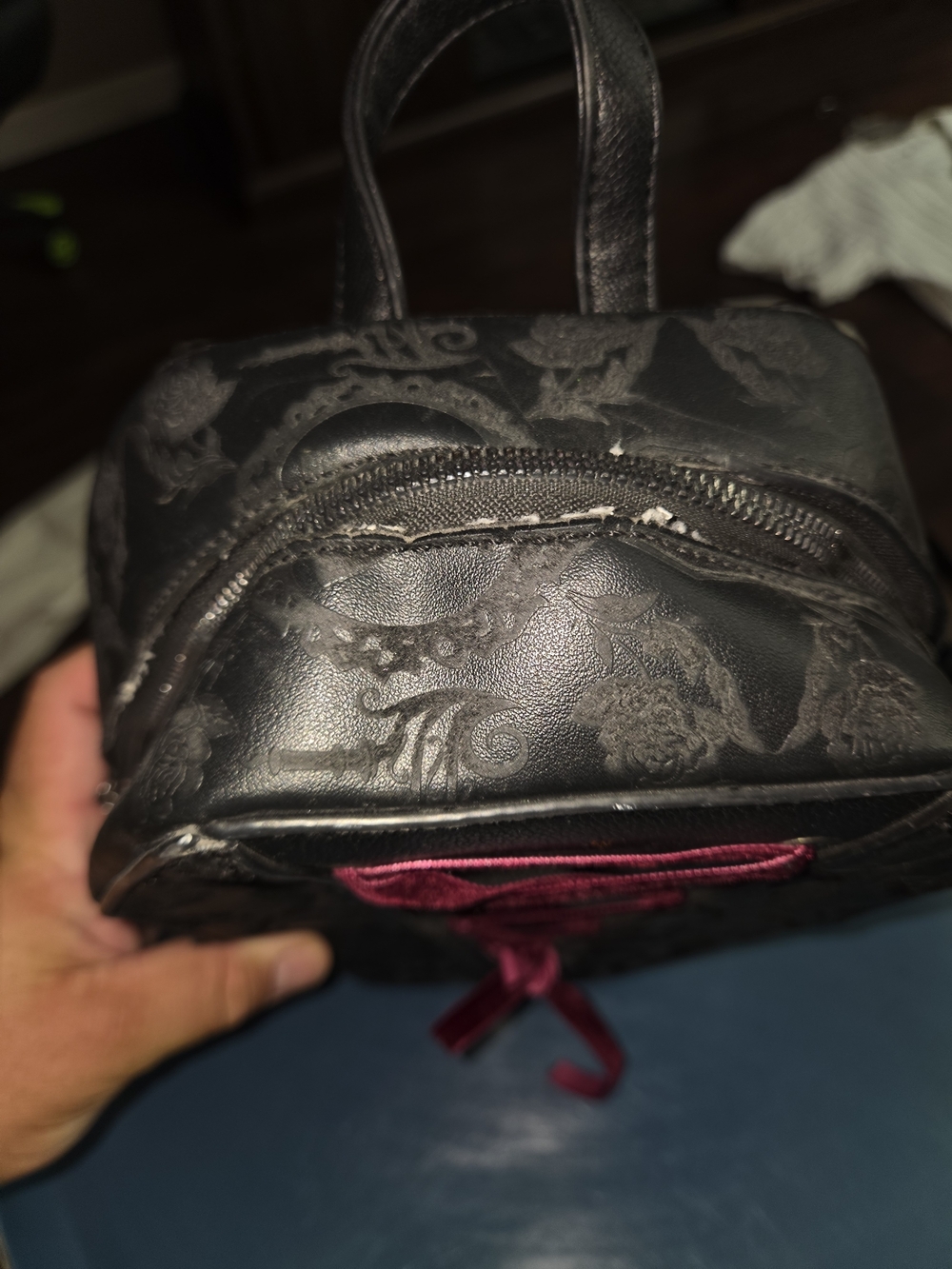 Interview With The Vampire Coffin Mini Backpack BY HER UNIVERSE - Picture 3 of 7